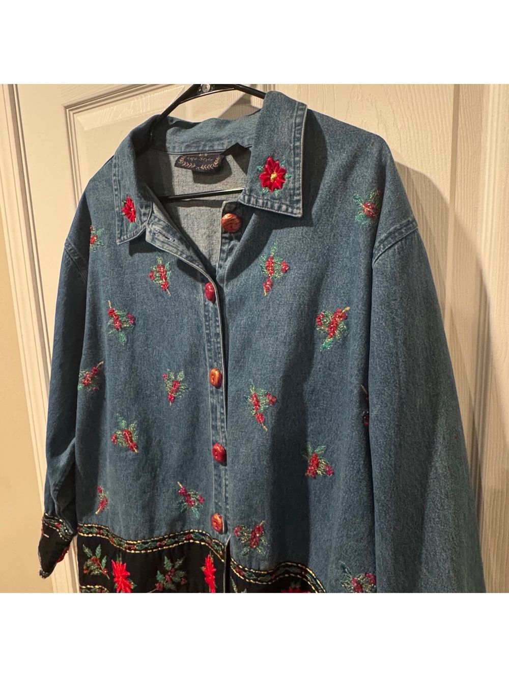 Vintage Life Style Embroidered Denim Jacket XL